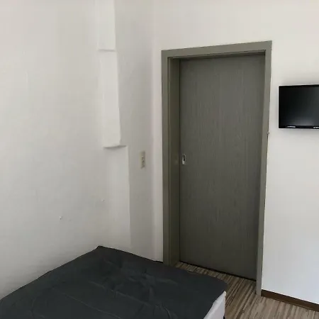 Downtown City - Privaterooms Fuerth Exterior photo