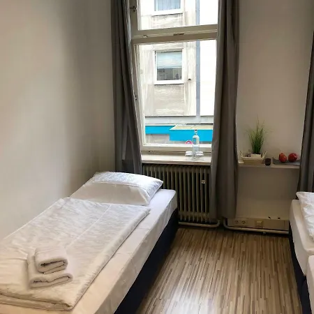 Downtown City - Privaterooms Fuerth Exterior photo