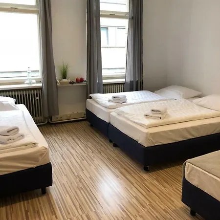 Downtown City - Privaterooms Fuerth Exterior photo