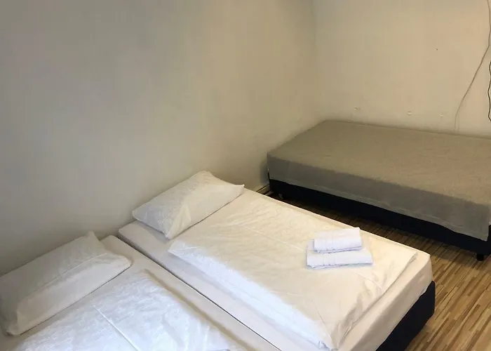 Downtown City - Privaterooms