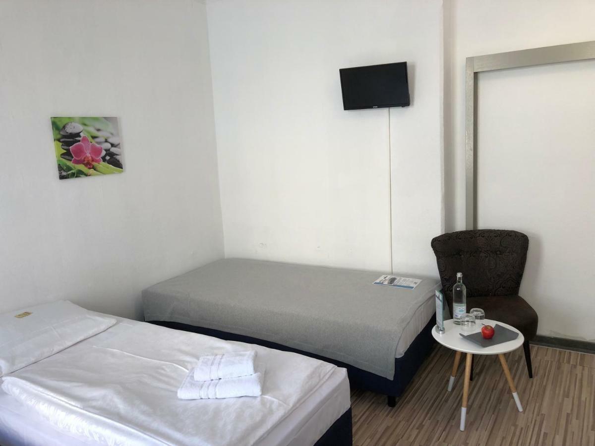 Downtown - Privaterooms Fuerth